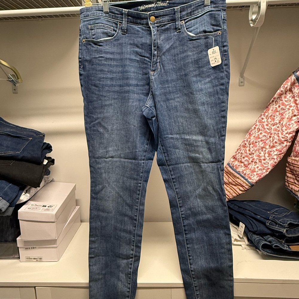 Women's Blue Jeans